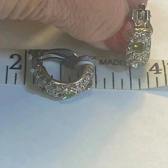 COPY - SILVER GOLD AND LIME GREEN STONES - CLIP ON EARRINGS - Picture 6 of 12